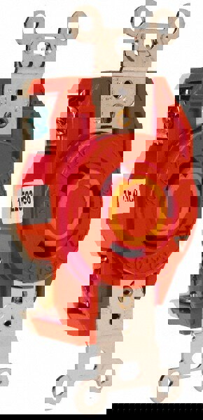 Straight Blade Single Receptacle: NEMA L5-20R, 20 Amps, Isolated Ground